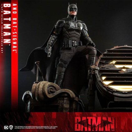 2797 hot toys the batman movie masterpiece batman with bat signal