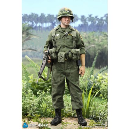 V80174 V80174 Vietnam War U.S. Army Lt. Col. Moore 10