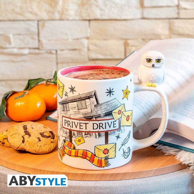 Harry Potter Hedwig and Privet Drive Mug