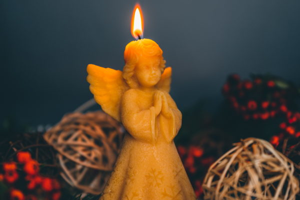 Pravé Světlo od Včel: Co dokáže čistý včelí vosk, a jiné vosky neumí