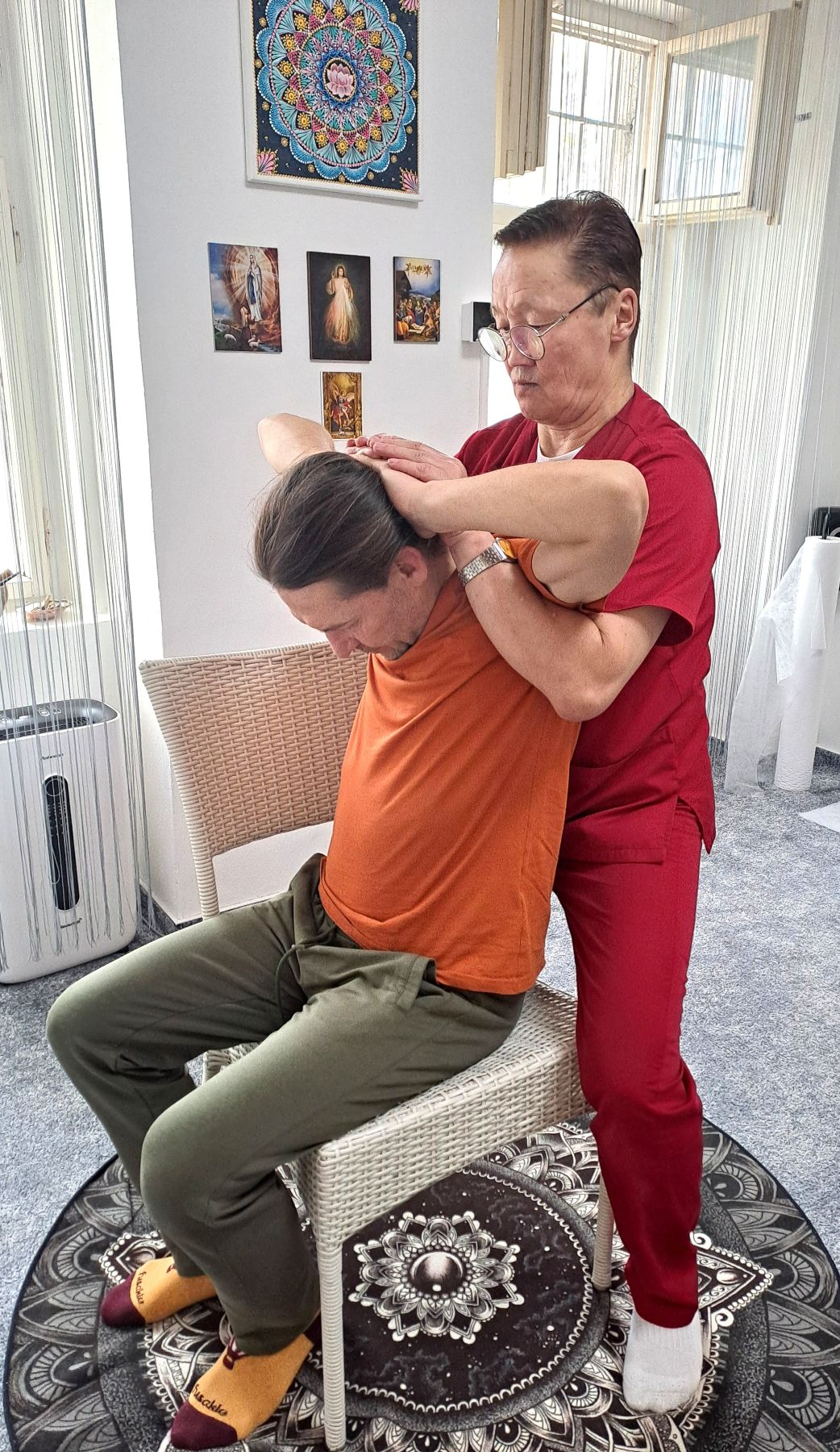 CHIROPRAXE ve Světle Vesmíru - Besud Byambabayar z Mongolska (pravidelně)