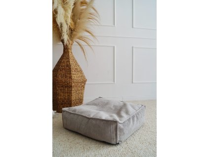 sedák s pruhy šedý