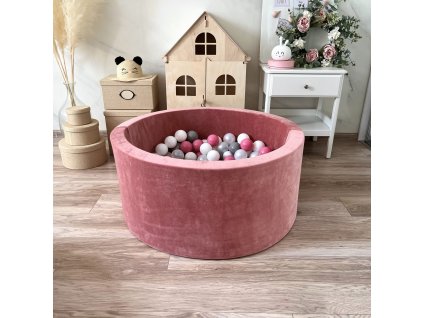 holcici bazen s kulickama