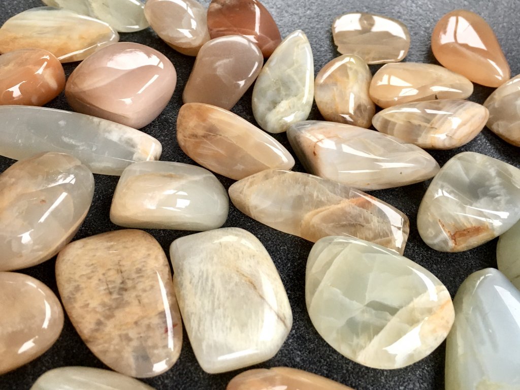 Měsíční kámen – kámen mateřství a osudu