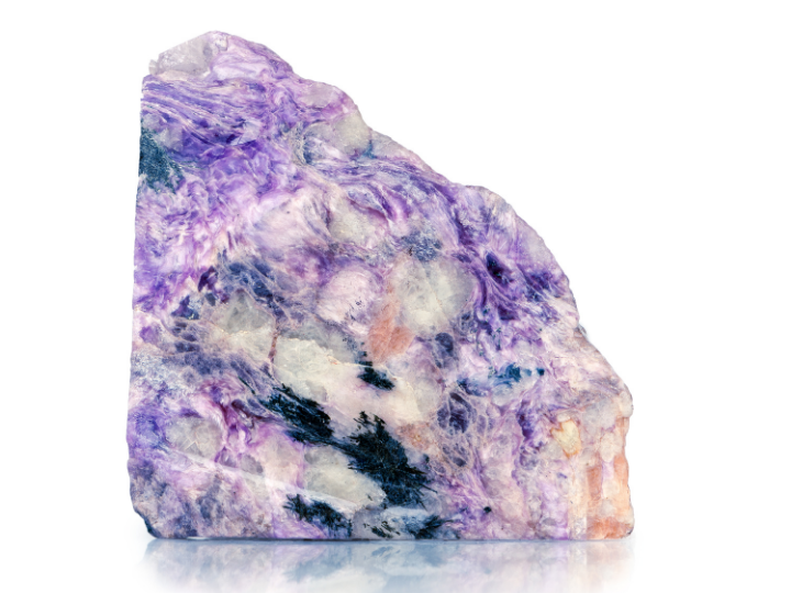 Čaroit – kámen proměny