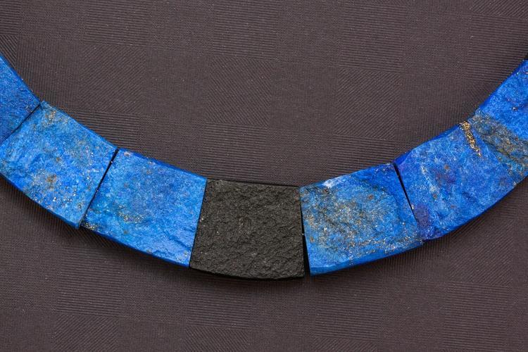 Lazurit (lapis lazuli) – kámen vyrovnanosti