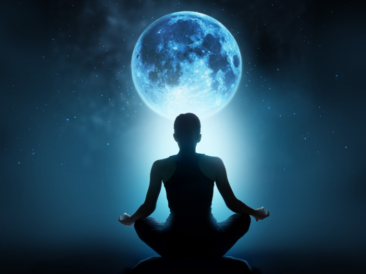 Co je to úplněk a jak na nás působí?