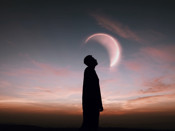 Kalendář novoluní 2021 ovlivněné znamením zvěrokruhu, které posílíte pomocí kamenů