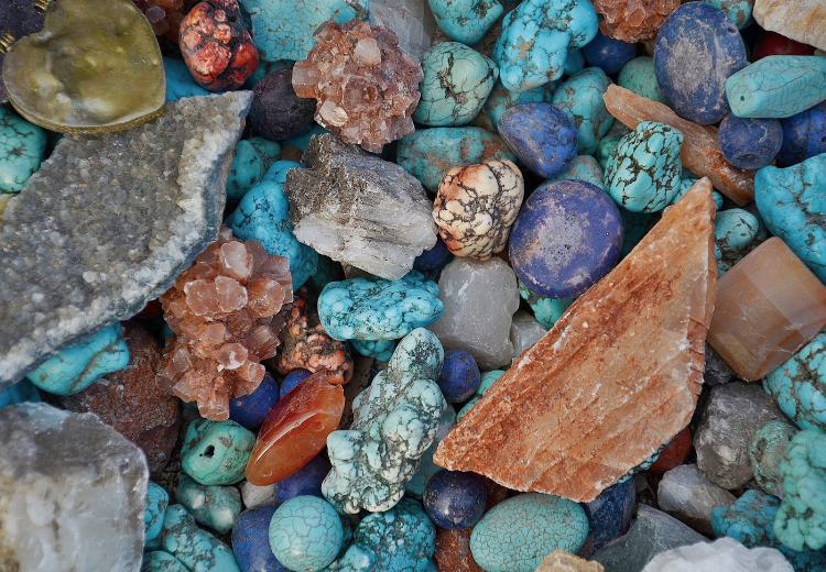 Málo nebo víc? Kolik minerálů mít u sebe tak, aby správně fungovaly?