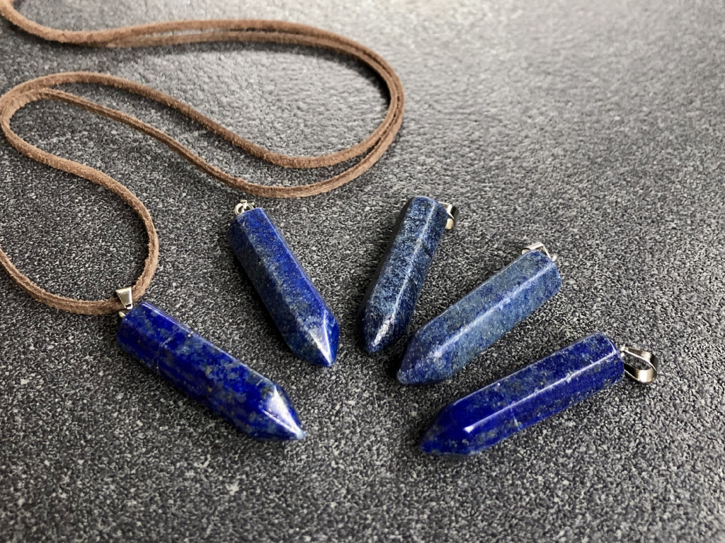 kámen lapis lazuli