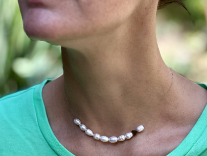 29475 nahrdelniky z mineralu a polodrahokamu nahrdelnik z ricnich perel a srdicka hematitu sperky z ricnich perel