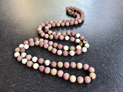 29478 1 jaspis magnezit mala nahrdelnik mineraly kameny