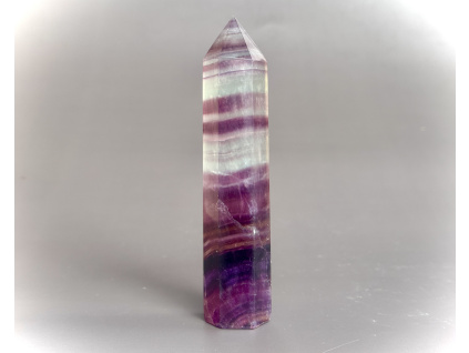 33075 1 hroty z mineralu fluorit duhovy hrot brouseny