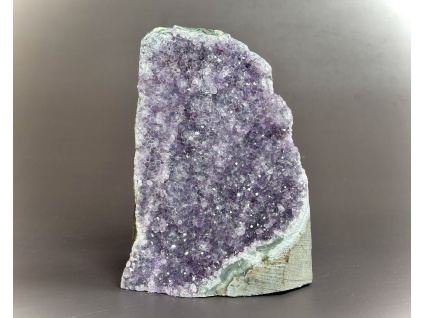 drúzy z minerálů a polodrahokamů, ametystová drůza, dekorace z ametystu