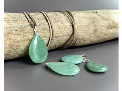 přívěsky z minerálů a polodrahokamů, přívěsek slza avanturín zelený, šperky s avanturínem