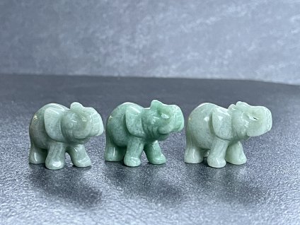 sloni z minerálů, avanturín zelený slon