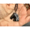 24059 1 privesky z mineralu hematit privesek kun konska hlava