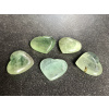 26800 3 srdce z mineralu fluorit zeleny srdce