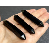 31485 3 hroty z mineralu a polodrahokamu oboustranny hrot hexagon z cerneho obsidianu dekorace obsidianova