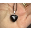 přívěsky z minerálů a polodrahokamů ve tvaru srdce, přívěsek z obsidiánu černého, šperky s obsidiánem