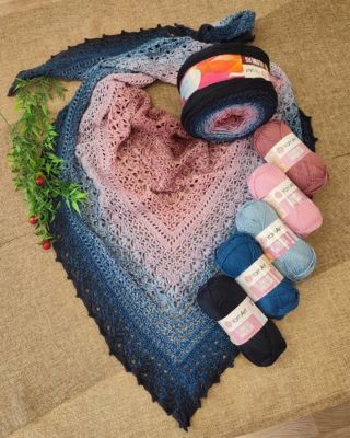 Na krásnu šatku nepotrebujete veľa. 😍 Stačí správny materiál, háčik a chuť tvoriť. Ak ste si našu háčkovanú šatku...