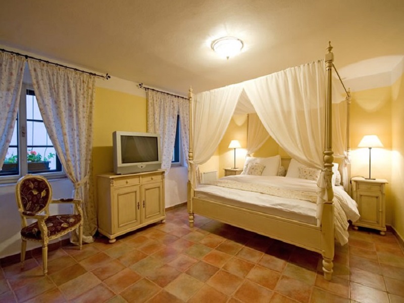 Hotelový-pokoj-9