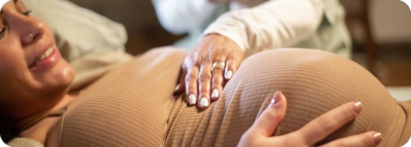 Těhotenská masáž: kdy je bezpečná, jak pomáhá a pro koho je vhodná