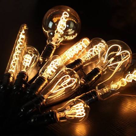 Filament LED žárovky: Retro vzhled, moderní LED technologie a jak vybrat správnou žárovku