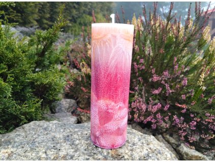 Palmová svíčka Partnerství, výška 20 cm, průměr 6,5 cm, ručně vyráběná z palmového vosku s krystalickou strukturou, symbol lásky, komunikace a laskavosti.