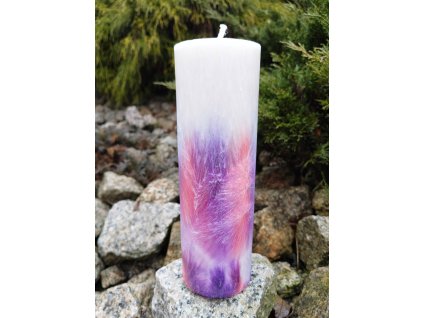 Palmová svíčka Radost, výška 20 cm, průměr 6,5 cm, ručně vyráběná z palmového vosku s krystalickou strukturou, symbol radosti a bezstarostnosti.