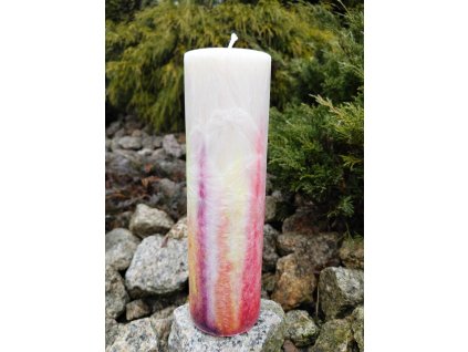 Palmová svíčka Barvy života, výška 25 cm, průměr 8 cm, ručně vyráběná z palmového vosku s krystalickou strukturou, symbol pestrosti, radosti a barevnosti života.