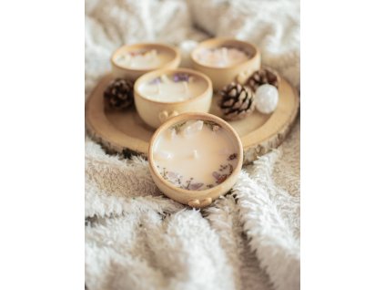 Sojová svíčka v kameninové misce 9 cm s ametystem a křišťálem