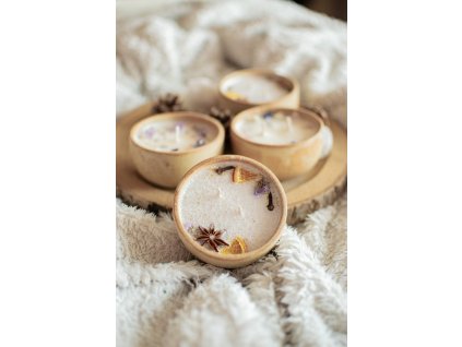 Vánoční palmová svíčka v kameninové misce 9 cm – badyán & skořice