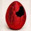 3D dinosauří vajíčko prasklé červené