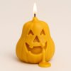 žlutá svíčka dýně