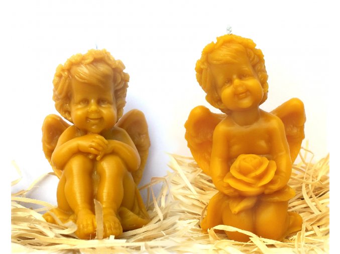 Sada dvou svíček ze včelího vosku – sedící anděl + anděl s růží