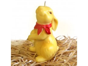 Ručně malovaná svíčka - velikonoční zajíc s červeným šátkem 11.5 cm žlutý