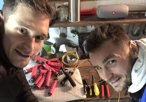 2018 - Švihej 1.0, první obrandované švihadlo z garáže