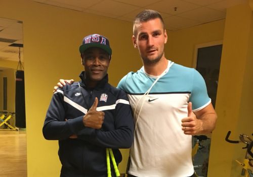 2016 - Tomáš zakládá Švihej, první prototypy v pokojíčku