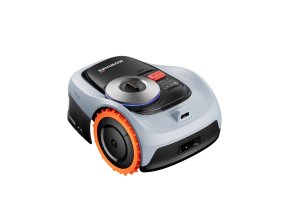 i210 AWD Front45 07 69611953 5068 4d69 b59a a83c5f8a027b