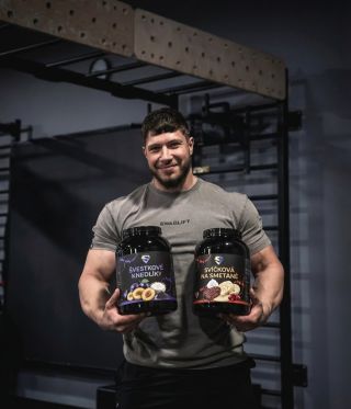 🔥 Naskladnili jsme rovnou DVĚ NOVÉ PŘÍCHUTĚ PROTEINU 🤩 Kterou zkusíš jako první? ➡️ swaglift.com ⬅️ #czechboy #swaglift...