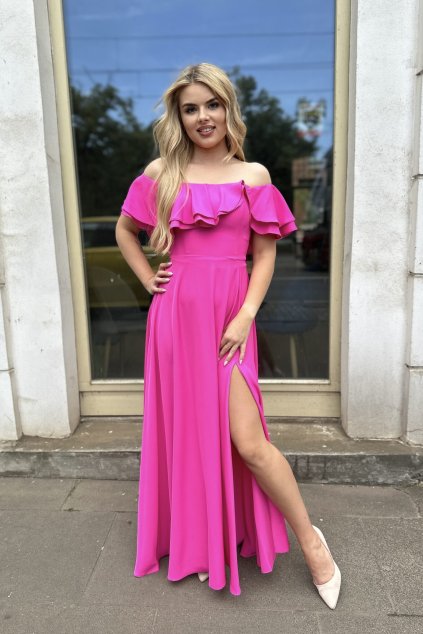 Dlhé spoločenské šaty s volánom