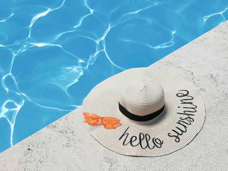 Jak se postarat o bazén před odjezdem na dovolenou?