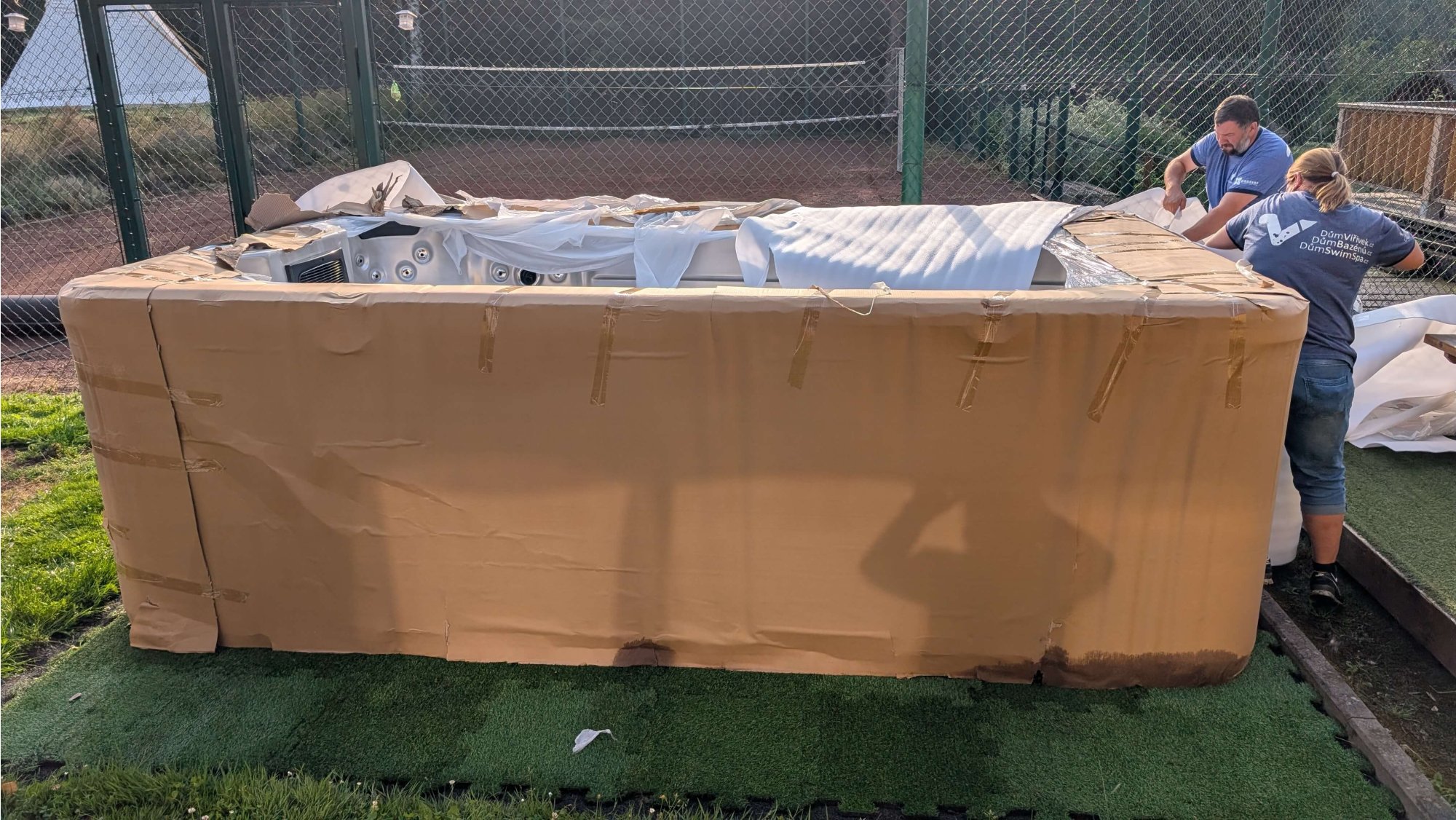 Swim spa vs. klasický bazén: Jak zvolit ideální řešení pro relaxaci i aktivní pohyb