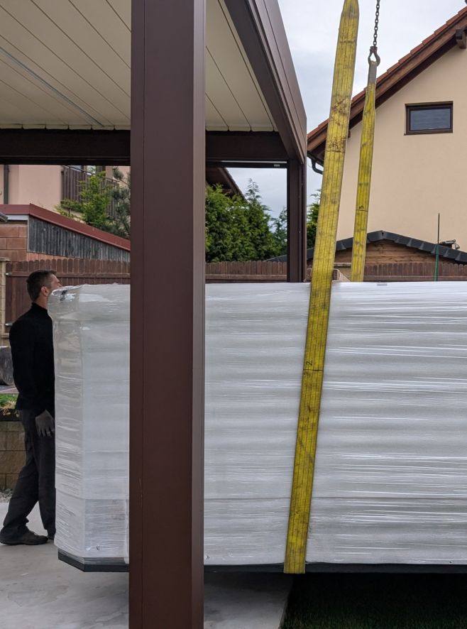 🏗️ Další luxusní instalace je na světě! 🌊 U našeho zákazníka jsme právě dokončili montáž Marquis Spas V150W – swim spa,...