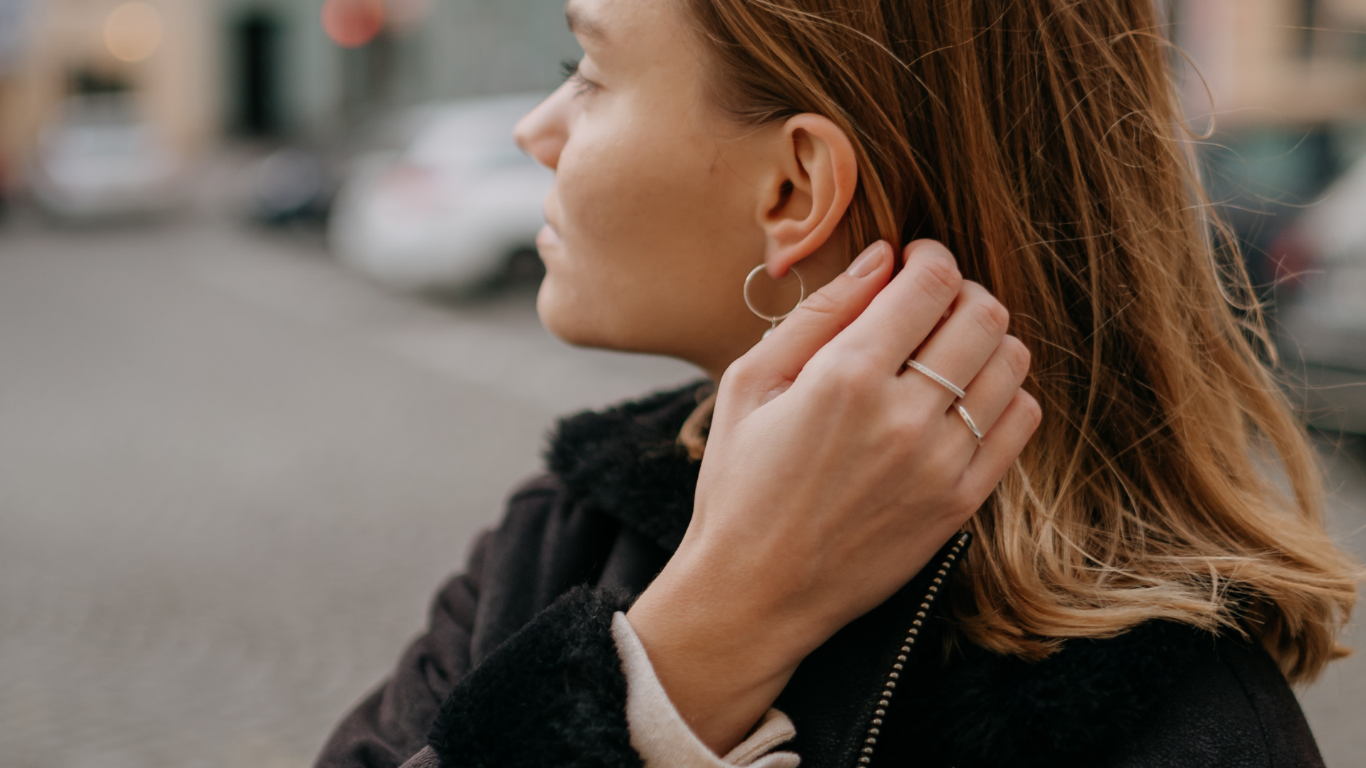 Co je rhodiované stříbro?