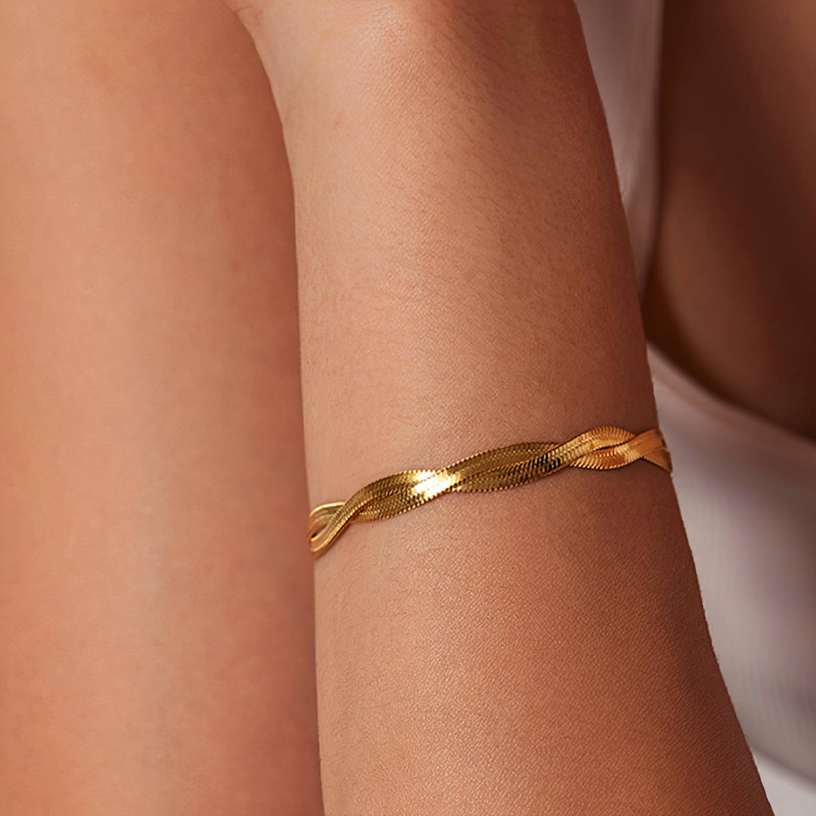 SYLVIENE Náramek HAD Twisted Gold
