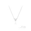Stříbrný náhrdelník s písmenem "V" se Zirkony