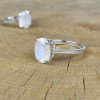Stříbrný prsten s Měsíčním kamenem