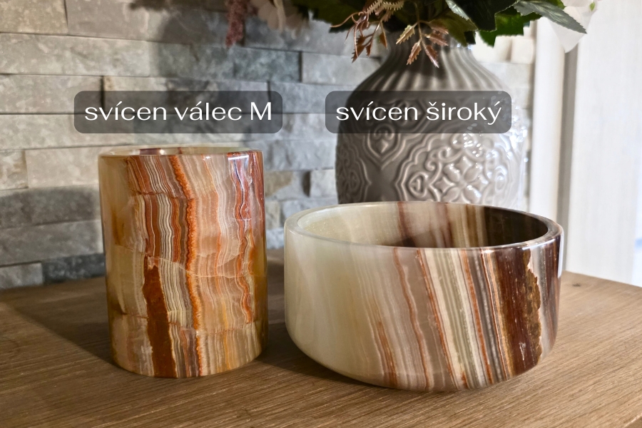 svícen aragonit denní světlo